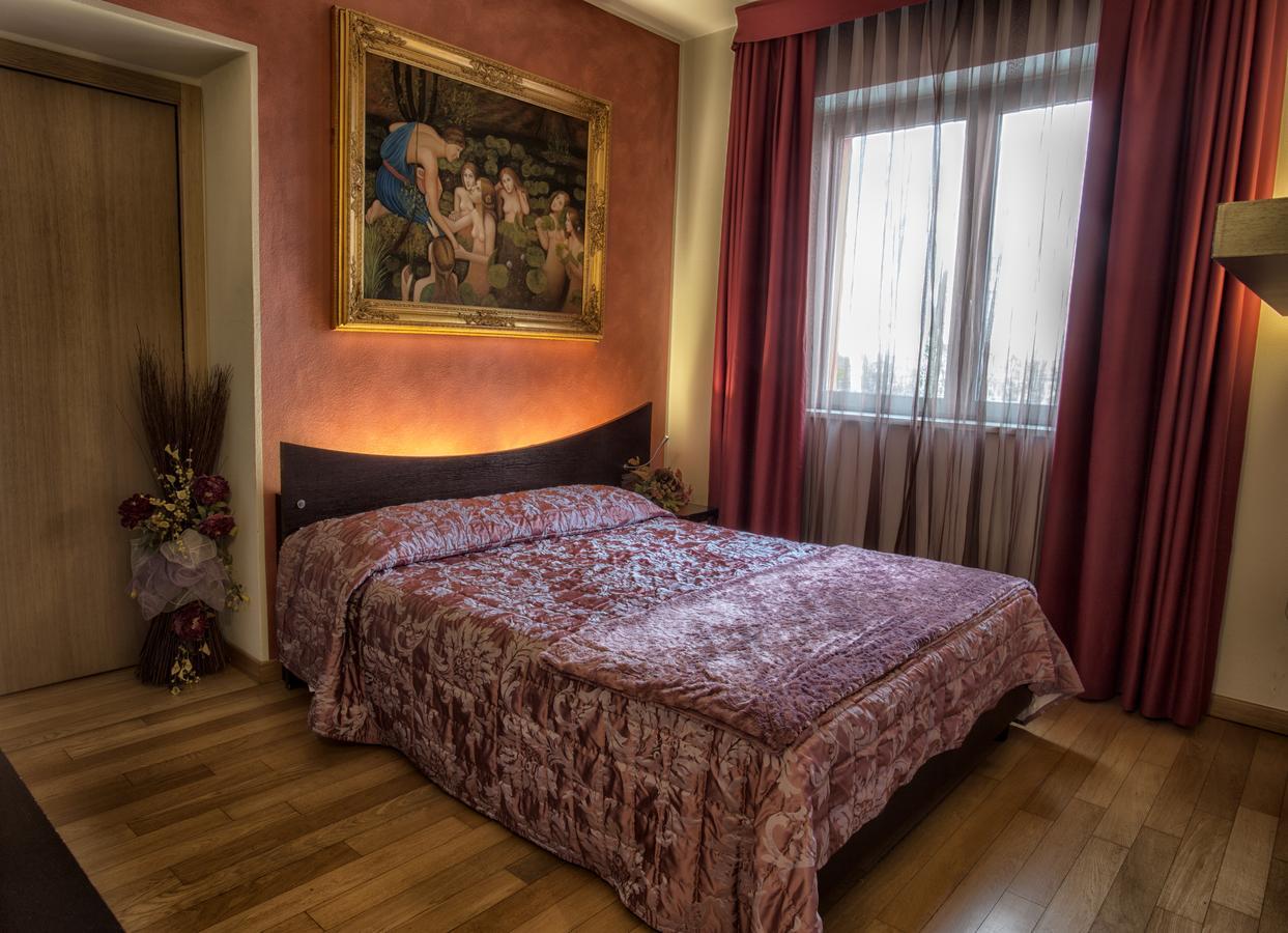 Standard Double Room,1021759660:JPEG